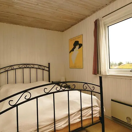 Holiday home Stunning In With House Sea View *